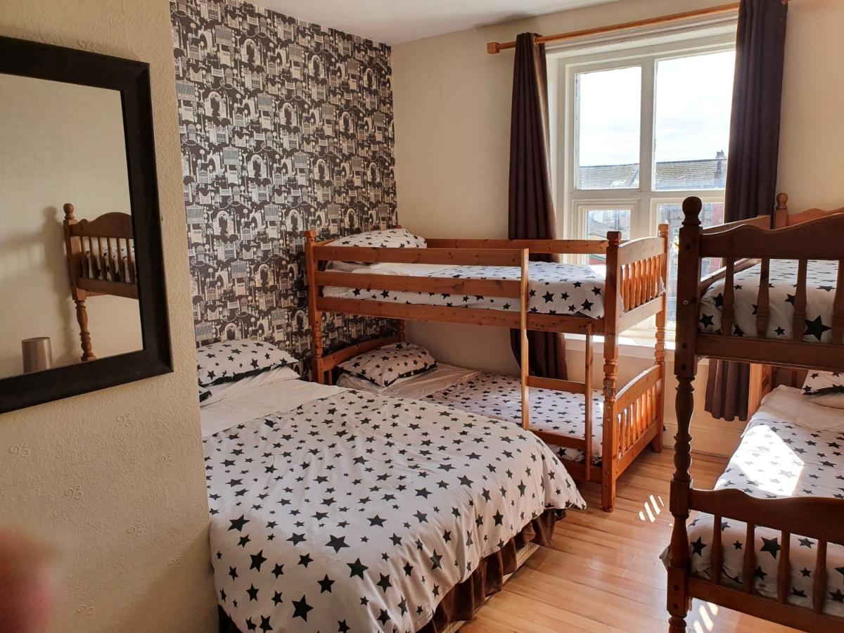 Foxhall Village Guest House Blackpool Esterno foto