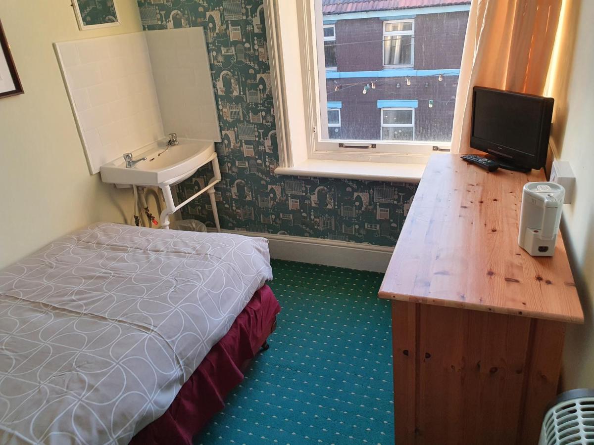 Foxhall Village Guest House Blackpool Esterno foto
