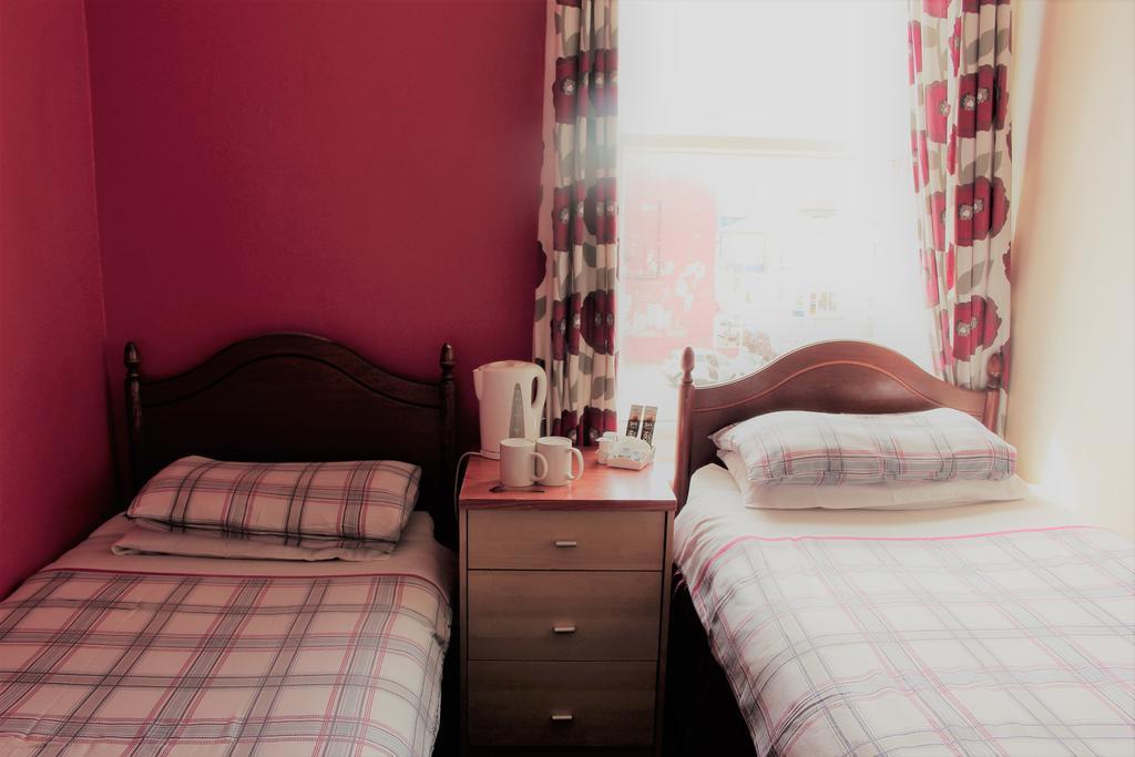 Foxhall Village Guest House Blackpool Esterno foto