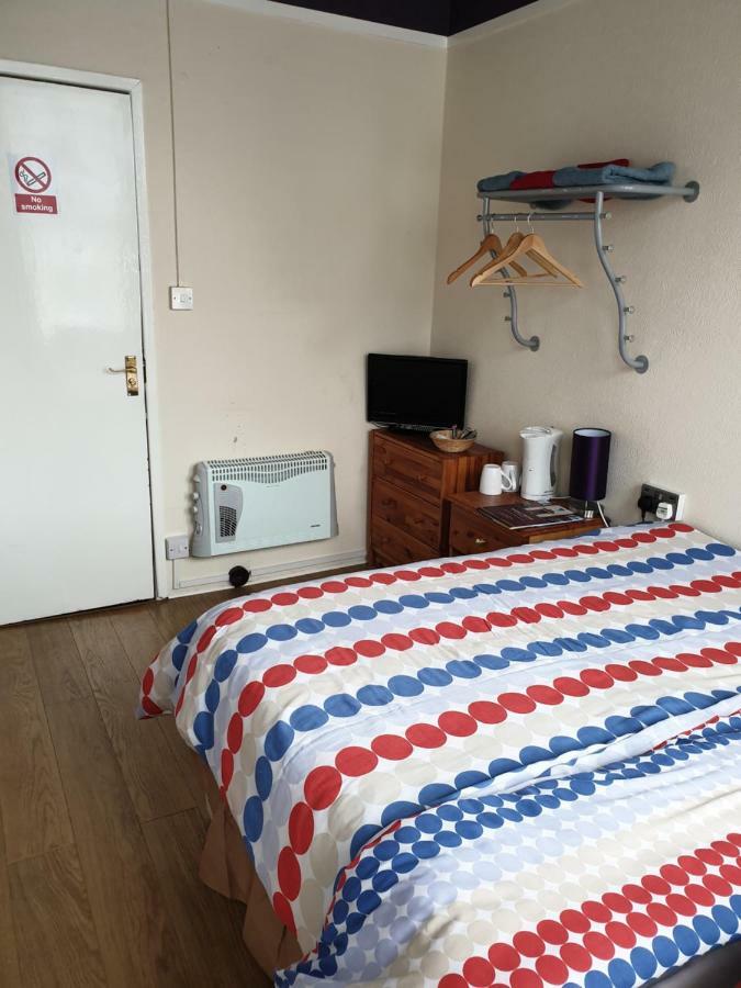 Foxhall Village Guest House Blackpool Esterno foto